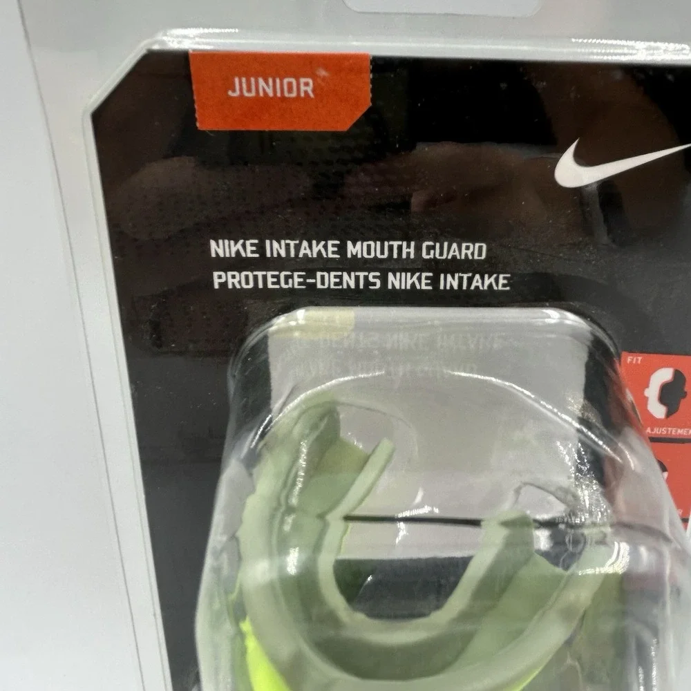 NIKE GREEN INTAKE MOUTH GUARD JUNIOR NEW‎ IN PACKAGING O-FLOW PATENTED BREATHING